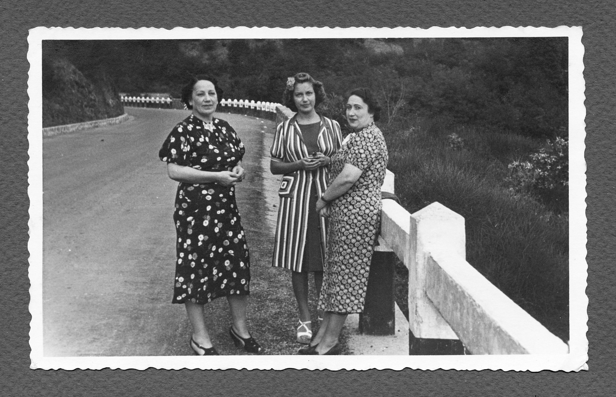 描述20世纪中国女性文学的发现历程