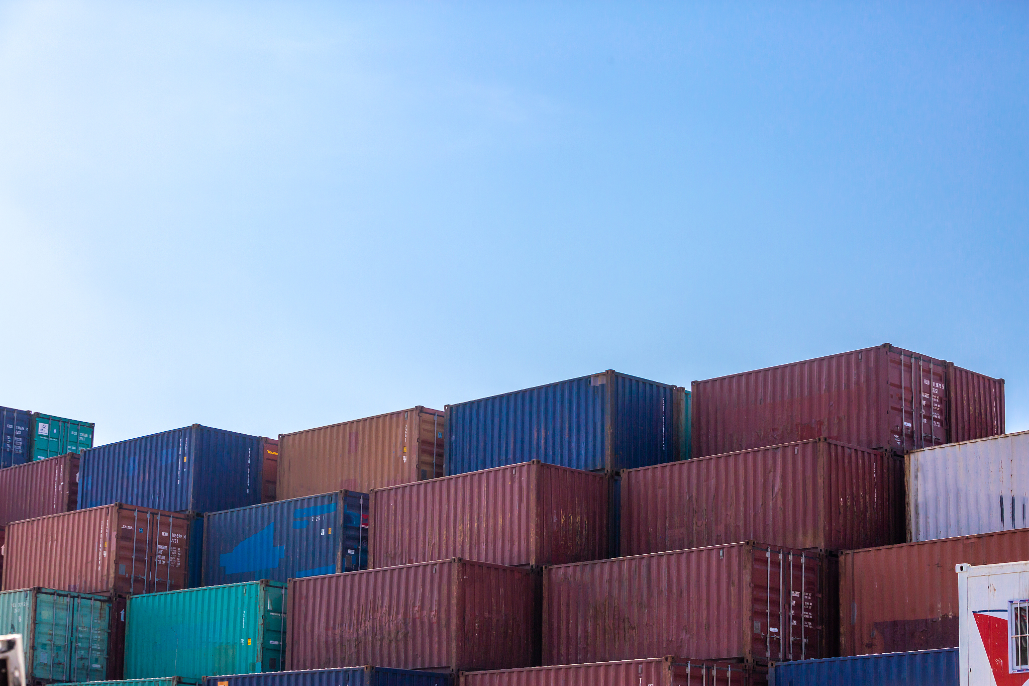 请例举制约内贸集装箱高质量发展存在的问题