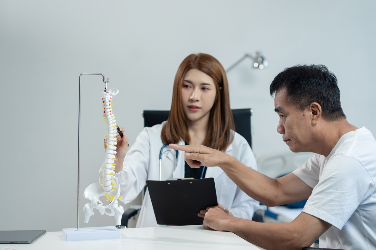 久坐骨盆不对称？治疗方法、预防技巧全解析