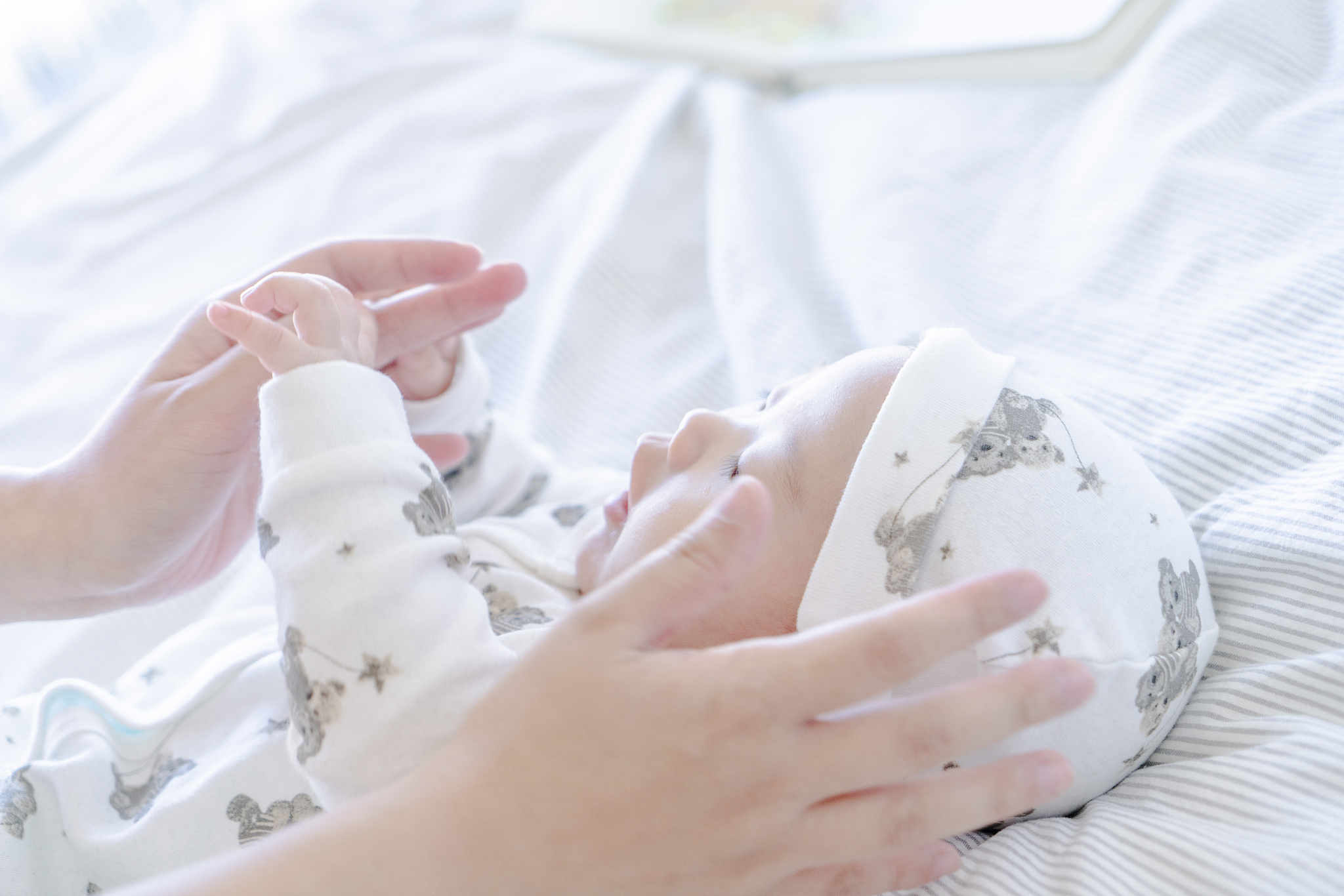 我需要你作为一名SEO帮助我找到对应关键词的拓展词以下是关键词内容：宝宝护肤常识