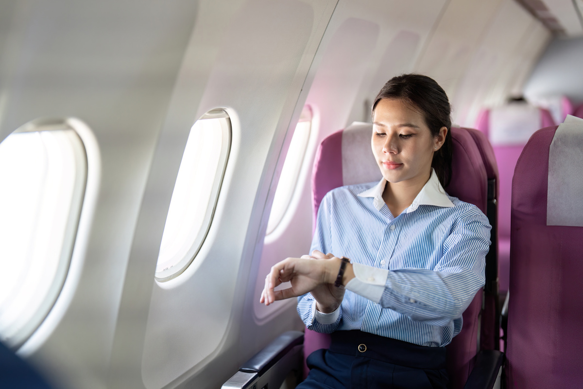 成都空乘学校分享空乘知识：孕妇坐飞机需要开什么证明？