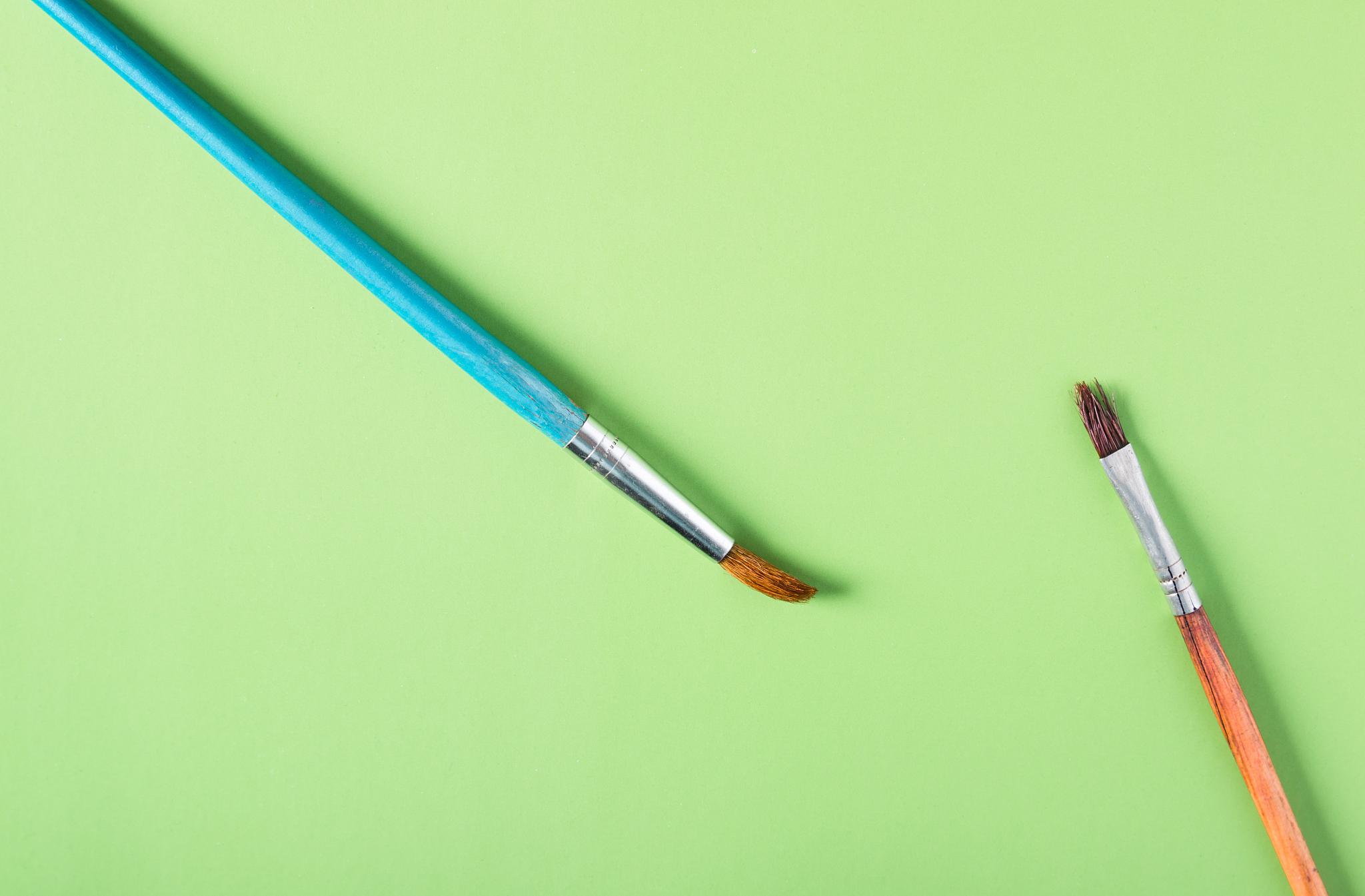 brushes for painting on a colored background