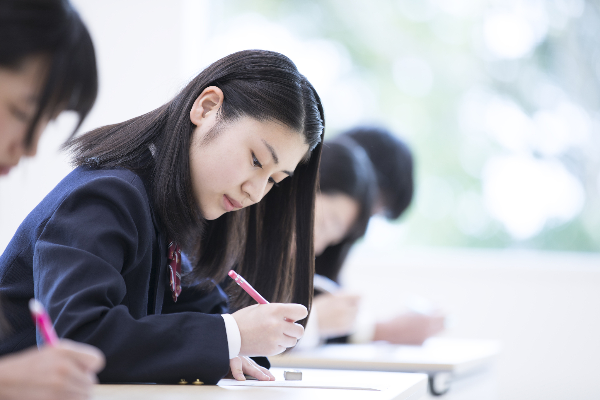 女生初三毕业学什么专业好用发