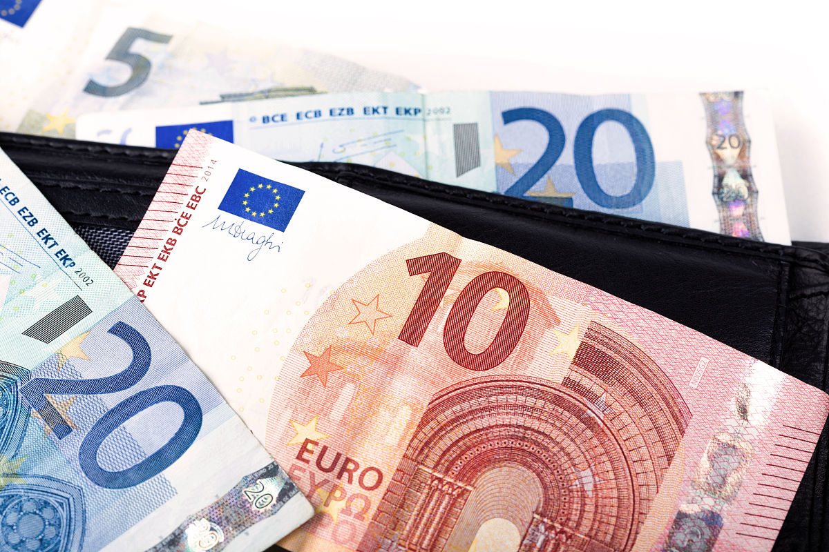 SSR卡片：游戏中的超级稀有宝物