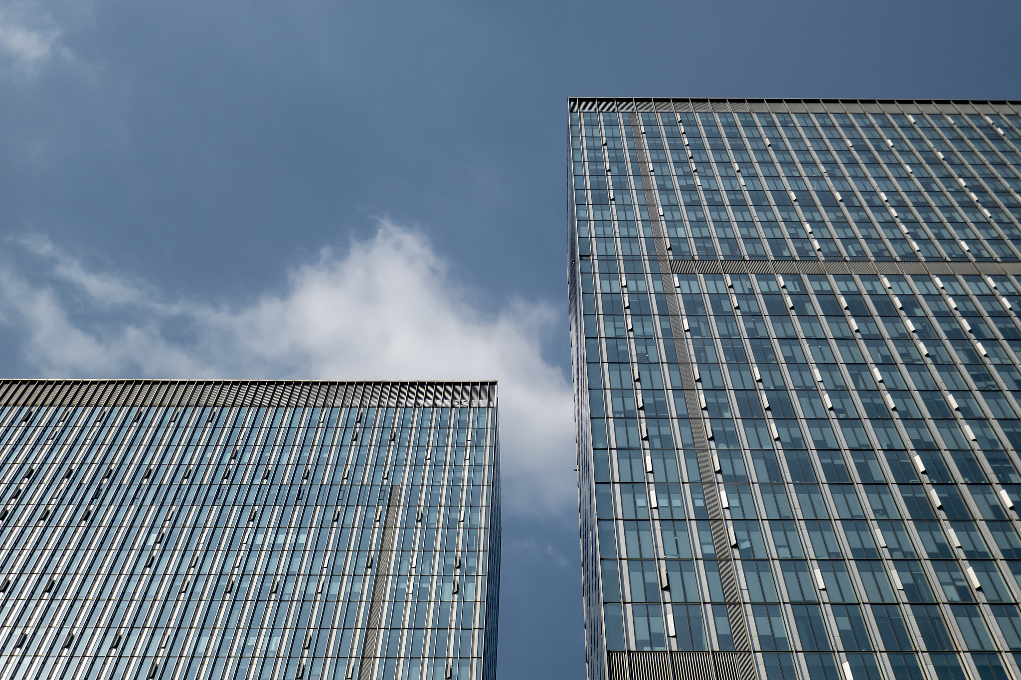 浙江金融职业学院专业设置：金融、会计、商务、信息技术等