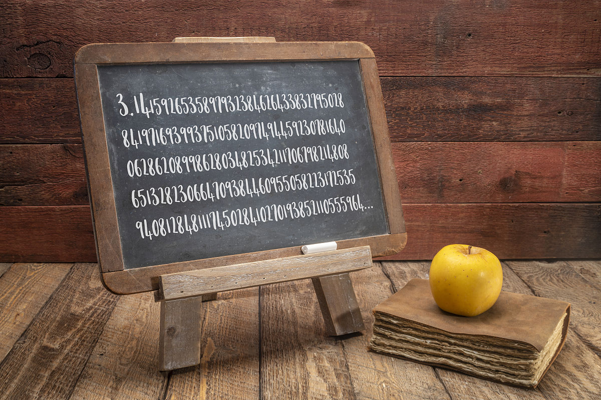 一个小数的小数点向左移动两位后得到的数比原来的数少了3564原来的数是多少？请问这道数学题的答案是什么呢？