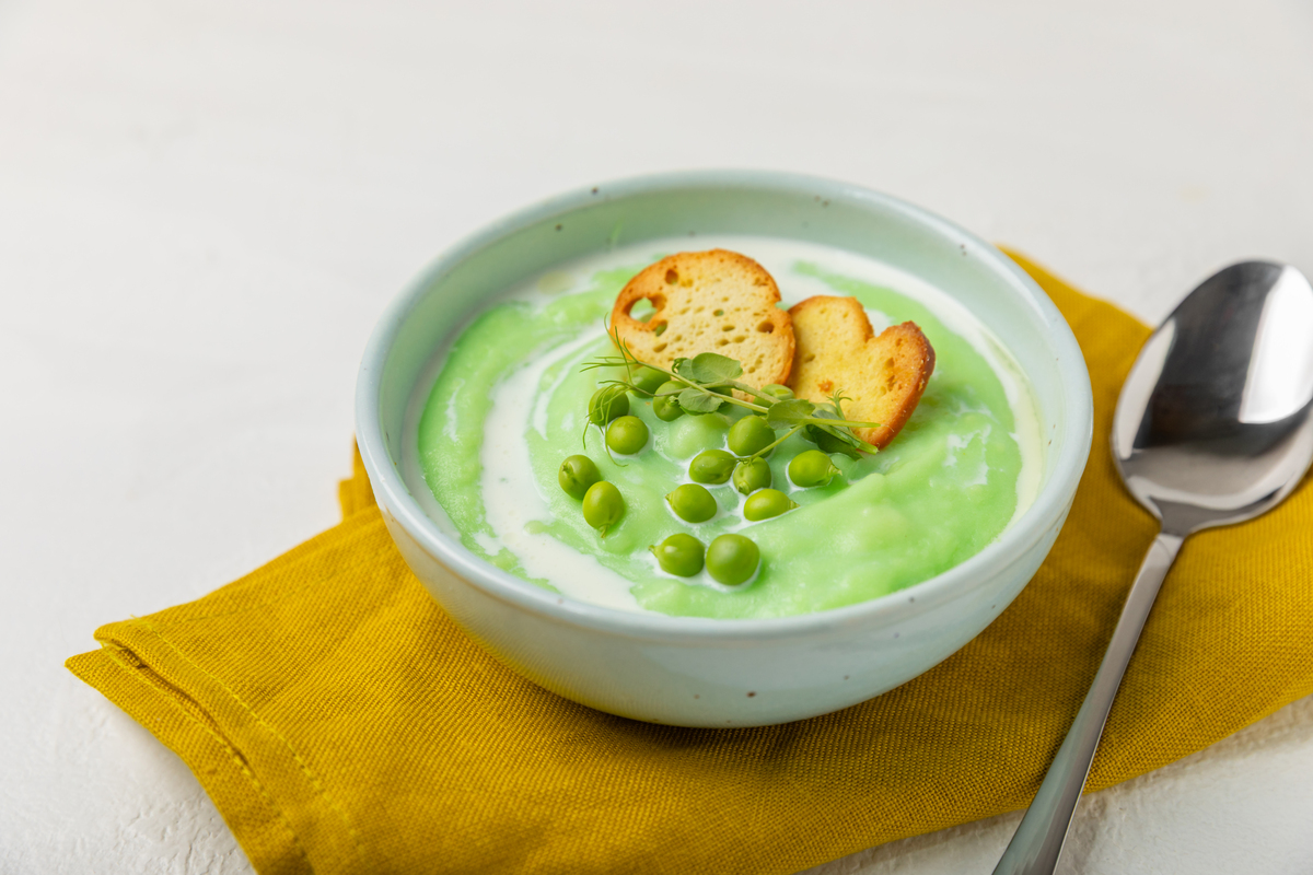 请根据宝宝辅食出两个爆款标题