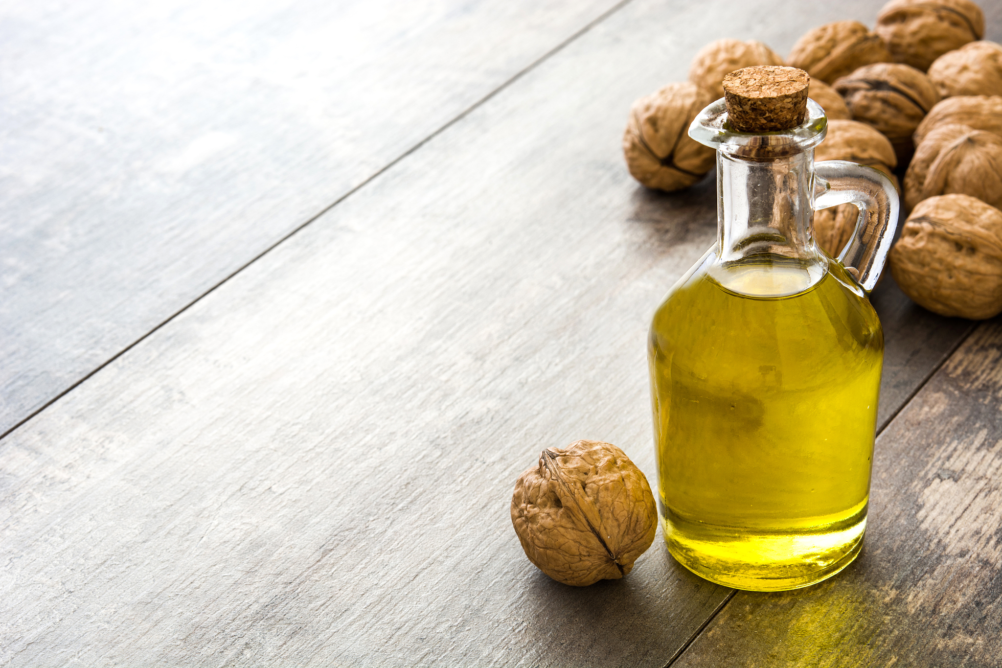 可以食用用百分百纯核桃油吗