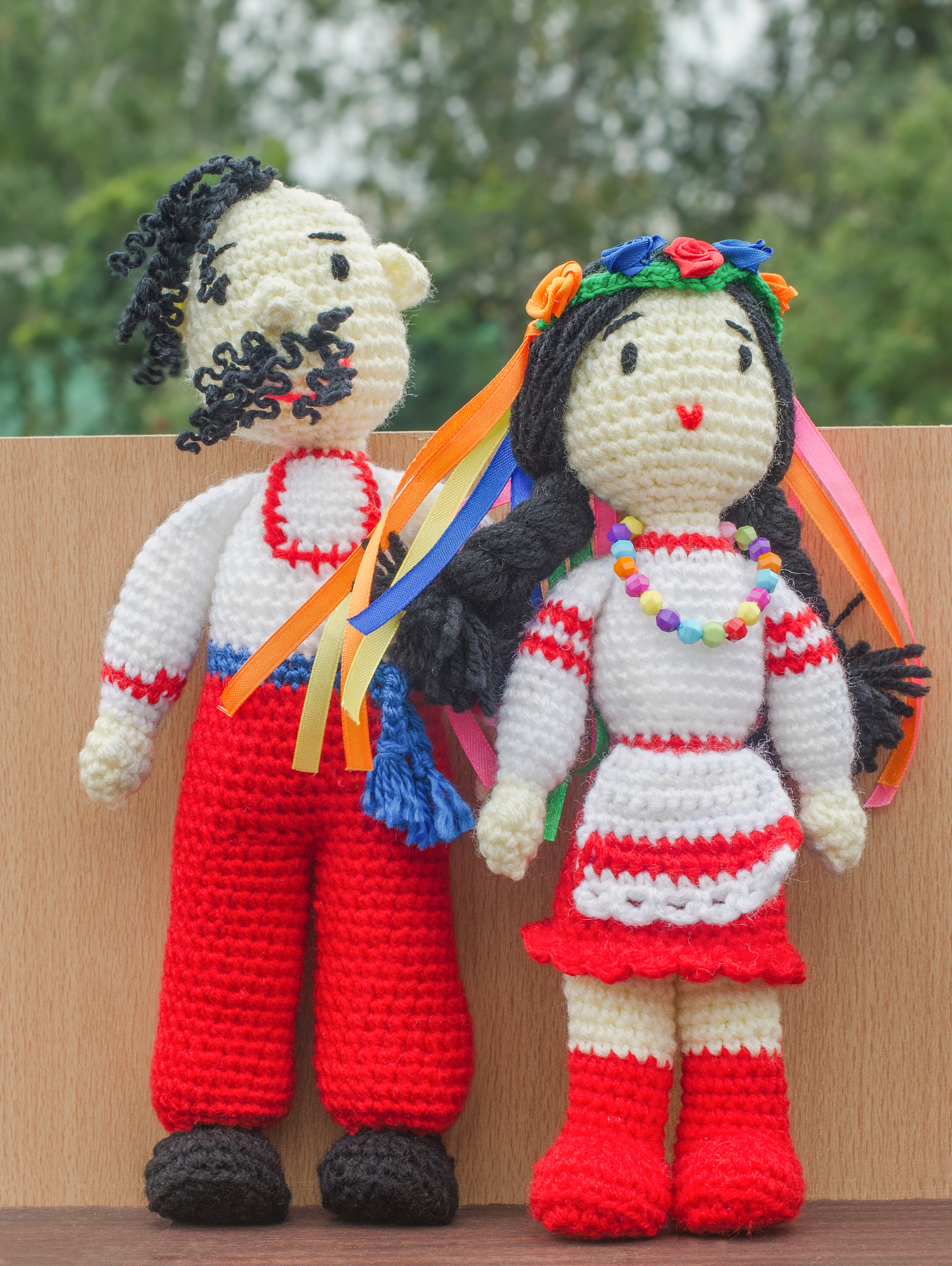 那如果是小学男生玩娃娃正常吗