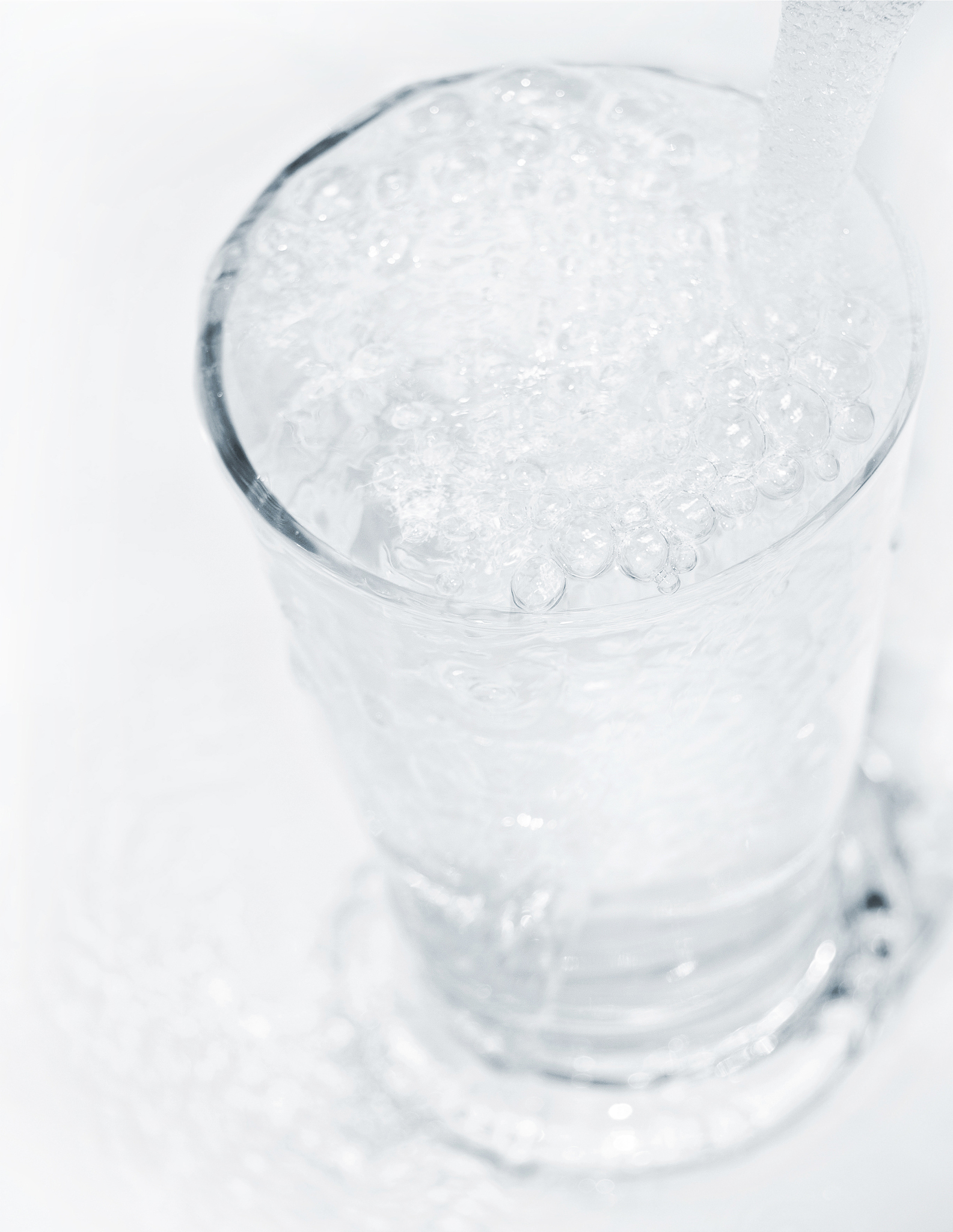 请650字的博客文章主题是：电解质水有哪些饮料