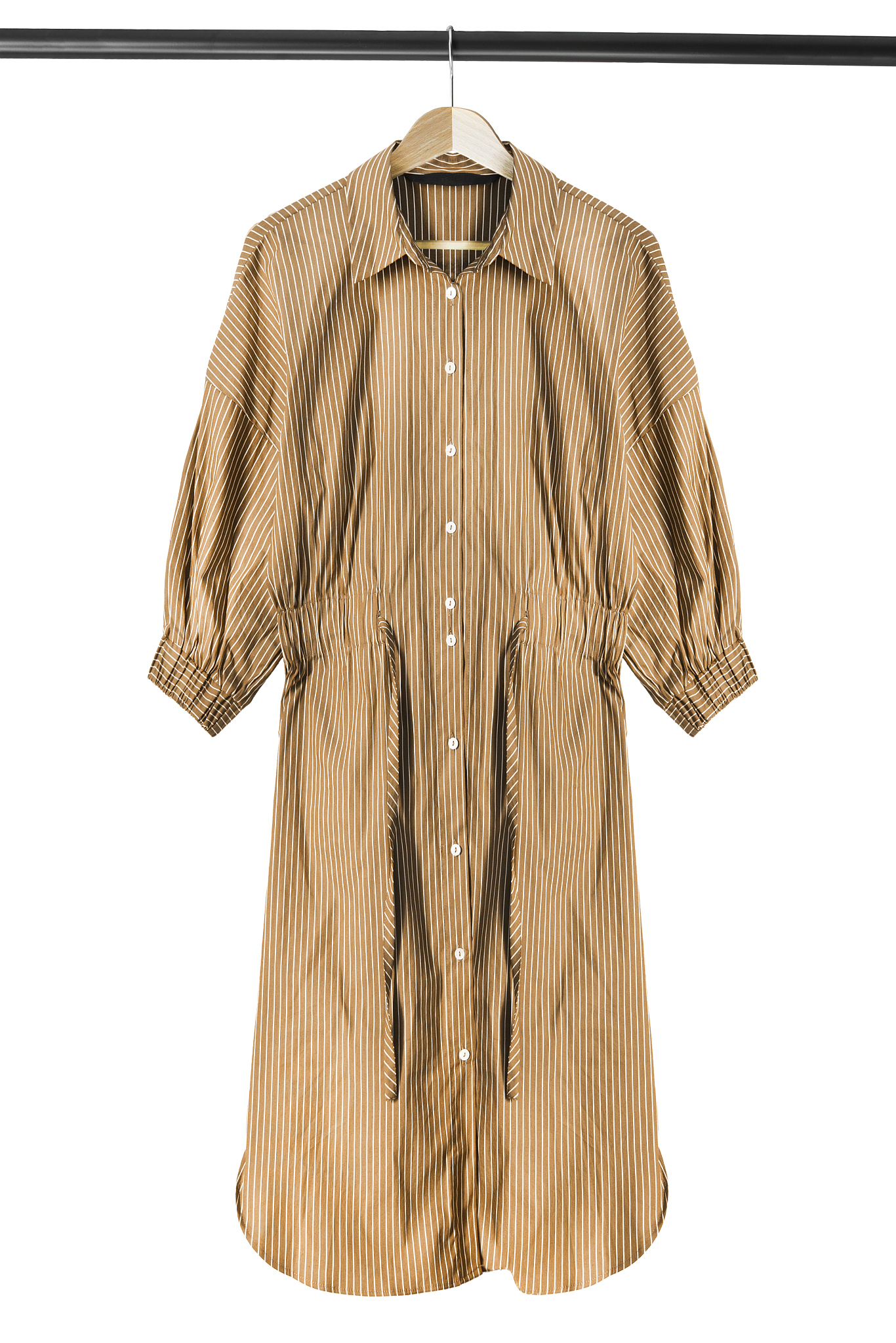 Reduce the word count of this paragraph to 450 characters Crafted with love and attention to detail this blouse features a delicate crochet lace trim along the V-neckline adding a touch of femininity