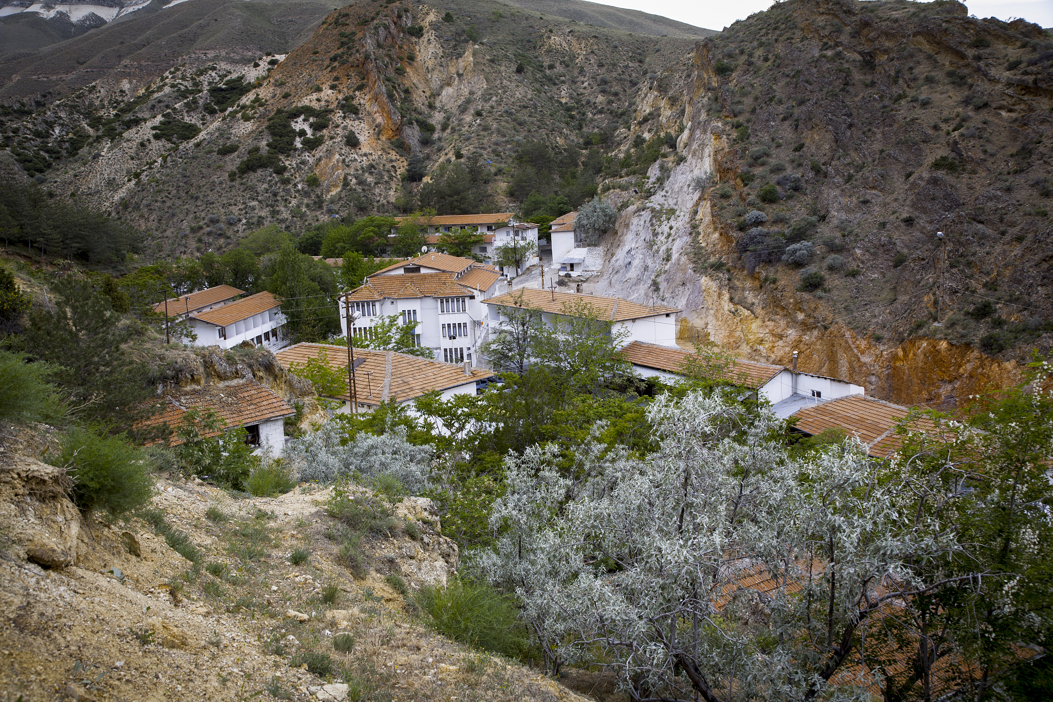请以第一人称用英语口语向老师介绍一下你的家乡马鞍山（要有趣，印象深刻且简短）