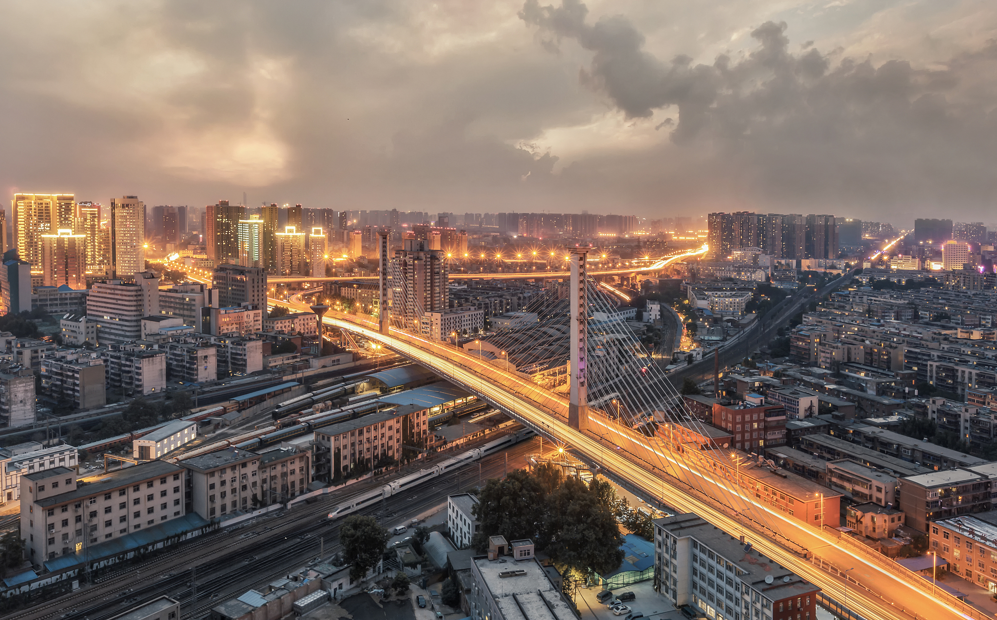 zhengzhou cityscape in china at night