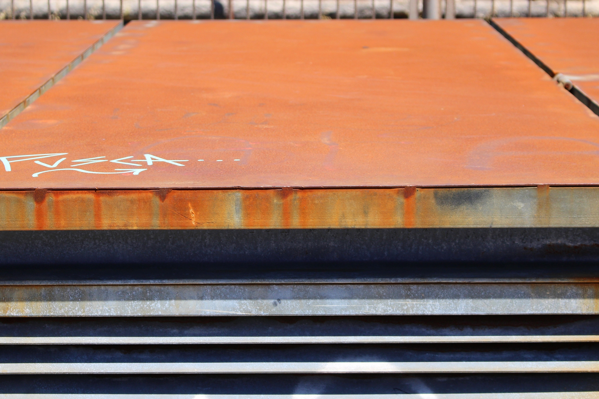 铜板、玻璃和3k碳纤维板的热膨胀系数