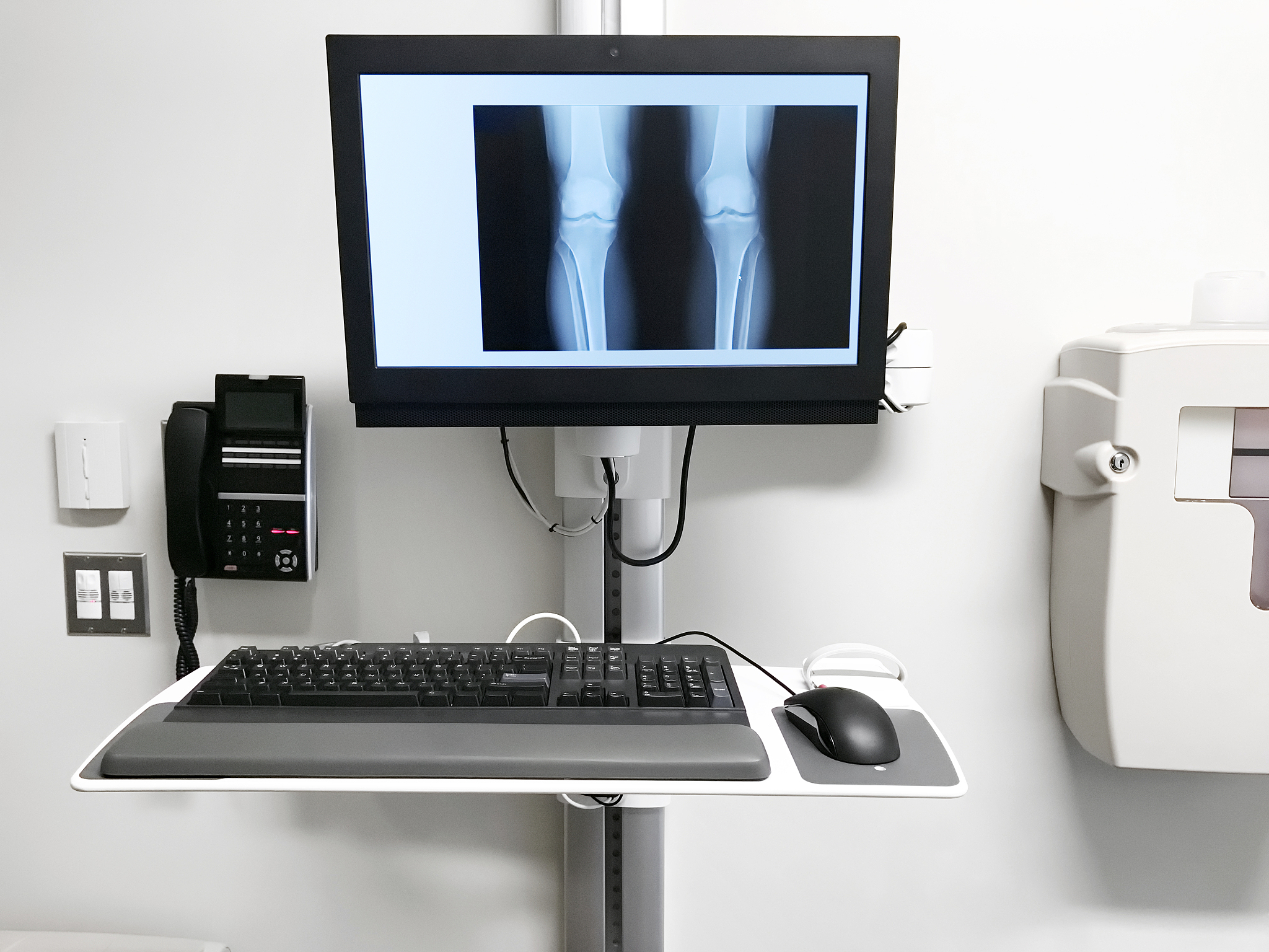 Breast Cancer Detection Using Mammogram Images A Review 2020这篇论文的doi