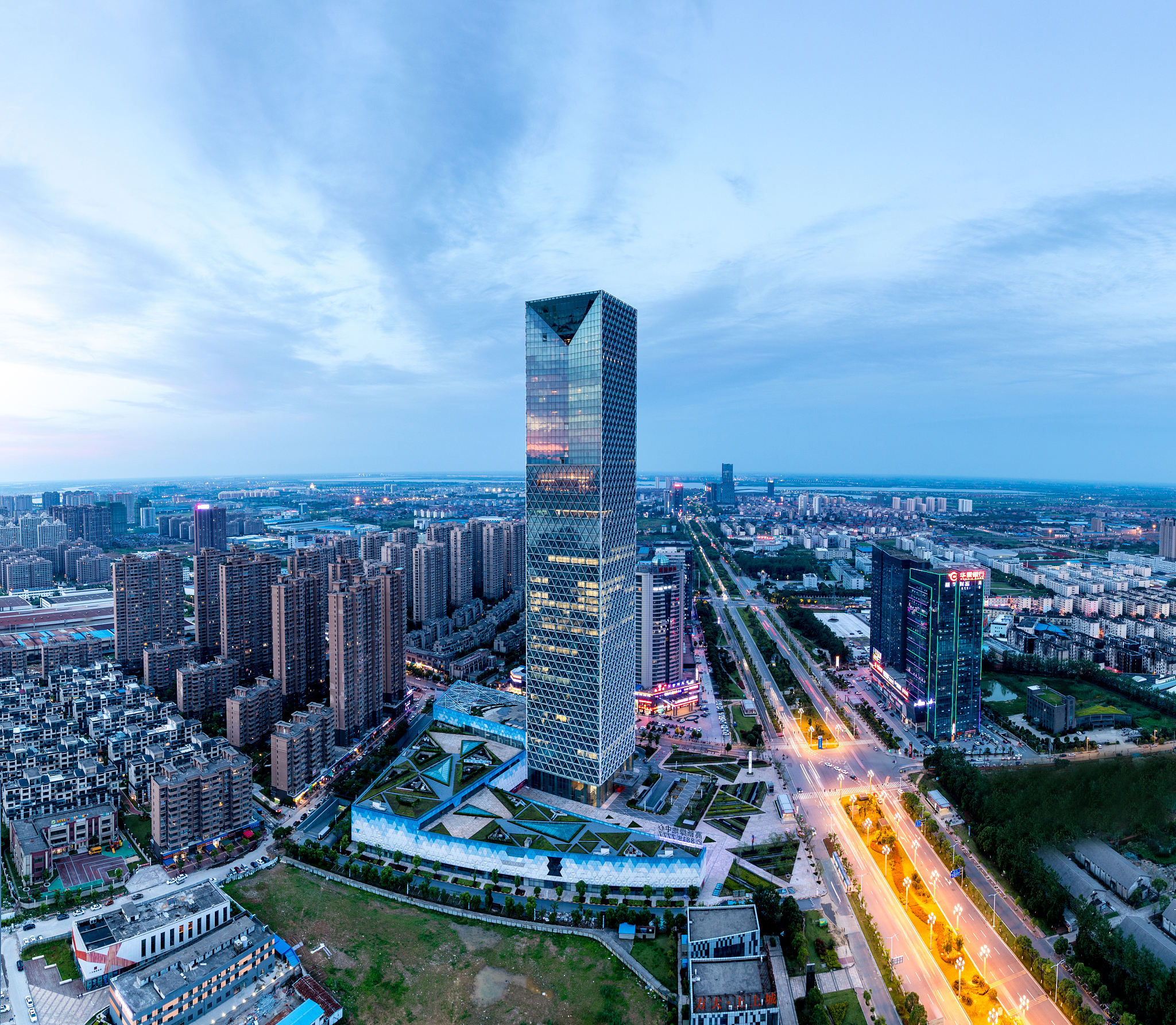 湖南工业贸易学校2023年招生简章-好不好