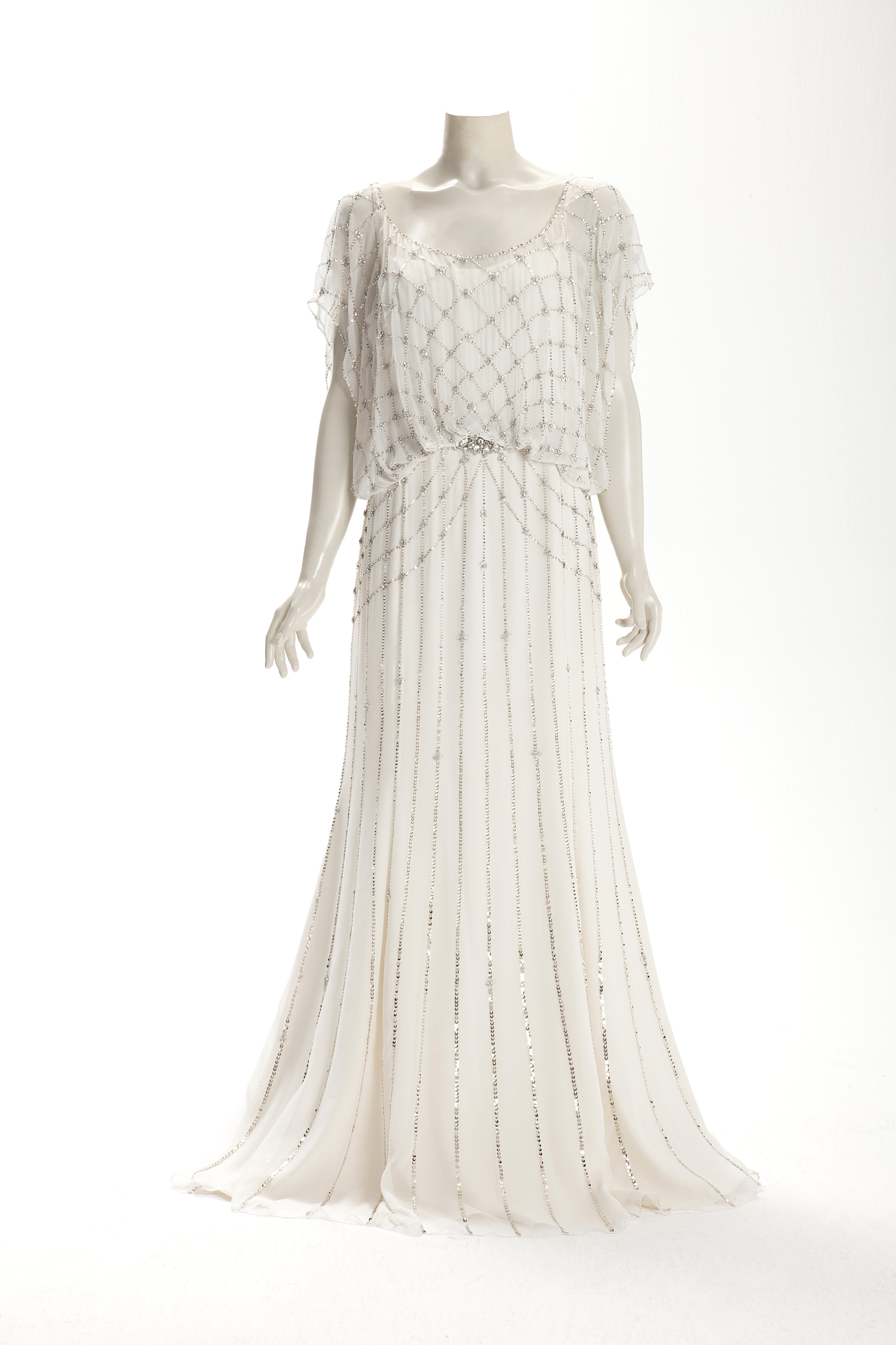 写一句100词的裙子英文标题