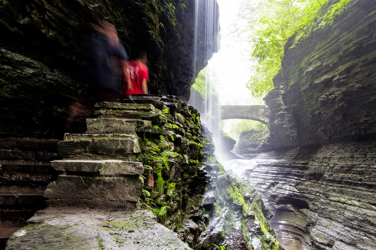 贵州赤水佛光岩：避暑胜地，感受山水温柔 | 旅游短视频文案