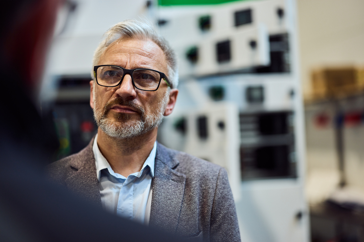 你是一名环境工程专业的大学生请用自己的理解总结《环境质量评价》这一门专业课程的主要知识内容写成一段话格式不少于1000字。