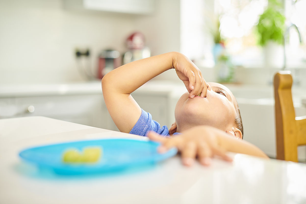 我需要你作为一名SEO帮助我找到对应关键词同维度的拓展词以下是内容：宝宝哪五个部位不能清洁