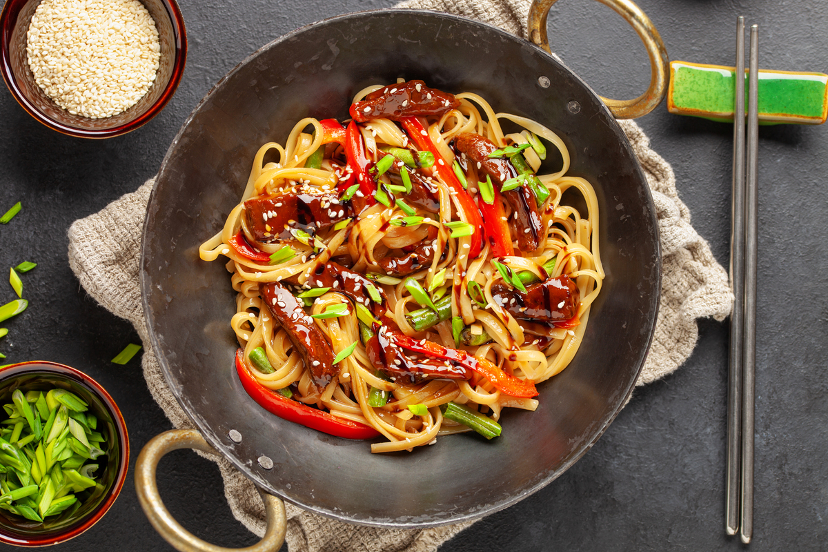 写30字椒麻鸡焖面的好评