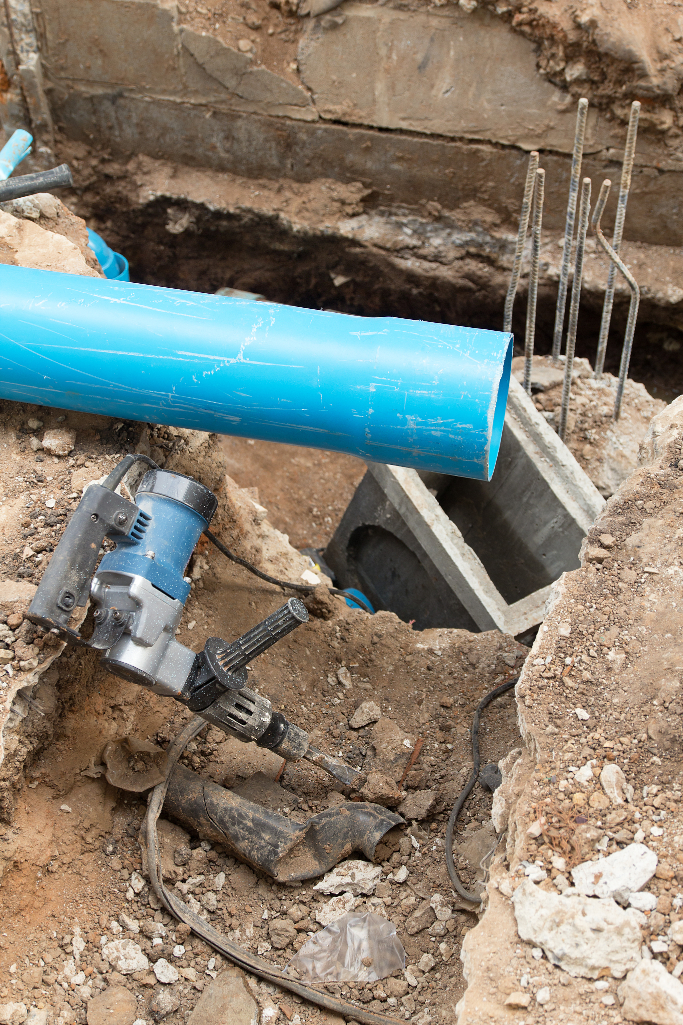 管井降水中疏干井和降压井的区别？