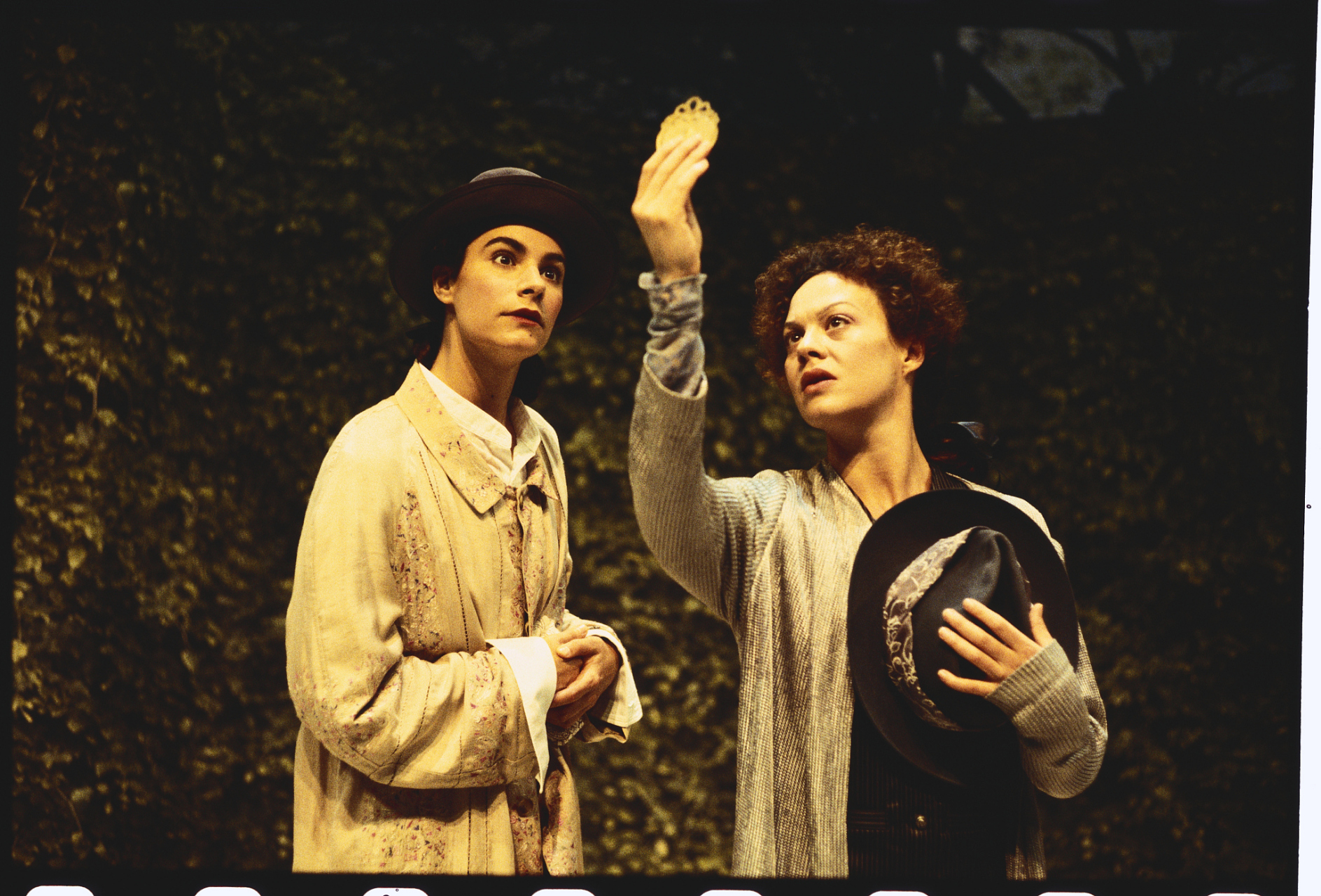 英国演员海伦·麦克洛瑞helen mccrory因癌症去世,享年52岁,2007年7月