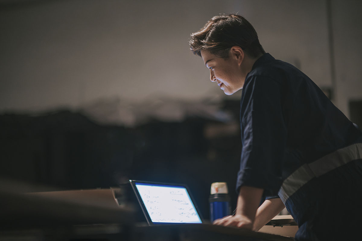 月度总结报告撰写指南：结构、内容与技巧