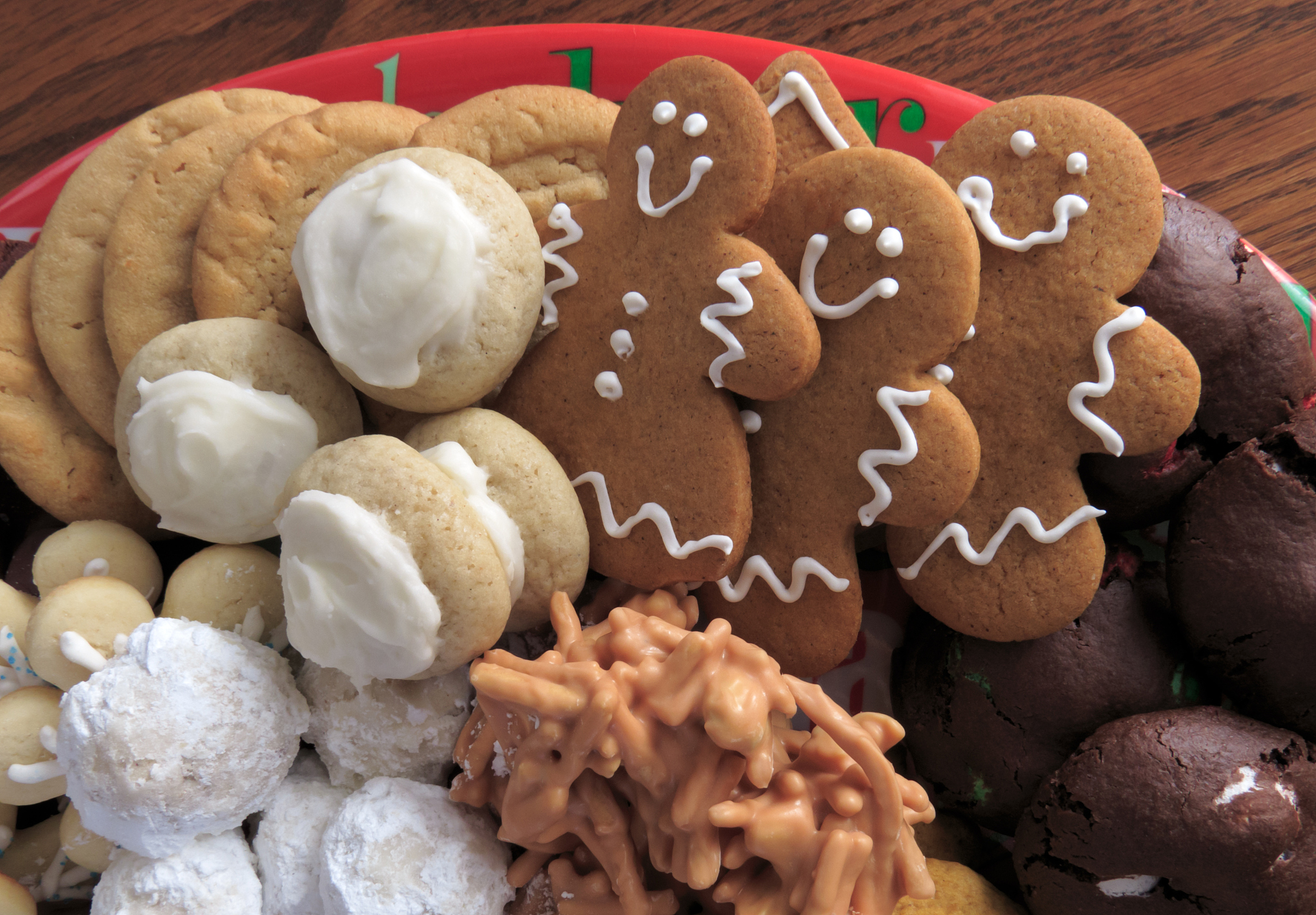 three gingerbread men