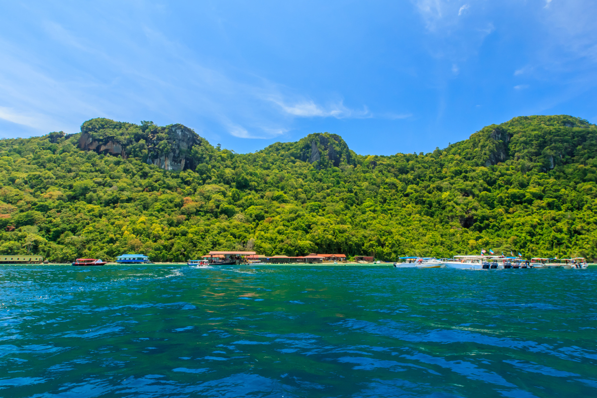 立夏去哪儿玩？探索五大绝美旅行地，让你的夏天不再单调！