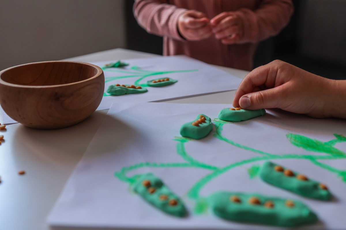 请600字博客文章主题是：在家里做手工活