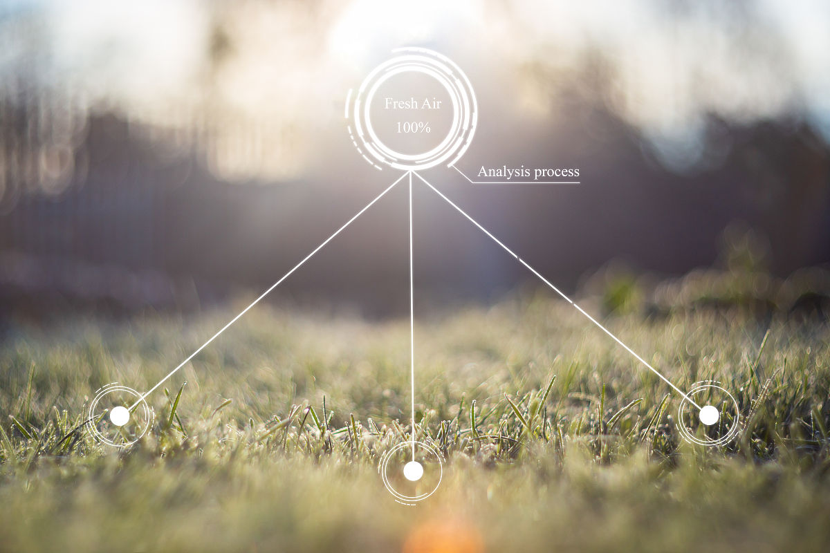 把以下段落用另一种方式叙述意思不变：制定培训计划将培训计划与员工工作计划相结合确保员工能够参与培训活动。同时绩效考核系统中的培训结果鼓励员工参与培训。如果组织想要承担完整培训管理系统的设计它应该包括阶段准备、实施阶段和阶段反馈评估学员收集培训和感受经验了解他们的知识和能力员工必须接受培训才能在实际工作中发挥重要作用行为和绩效是否可以相应改善。根据培训与发展管理总结未来研究阶段的相关经验和不足之处。