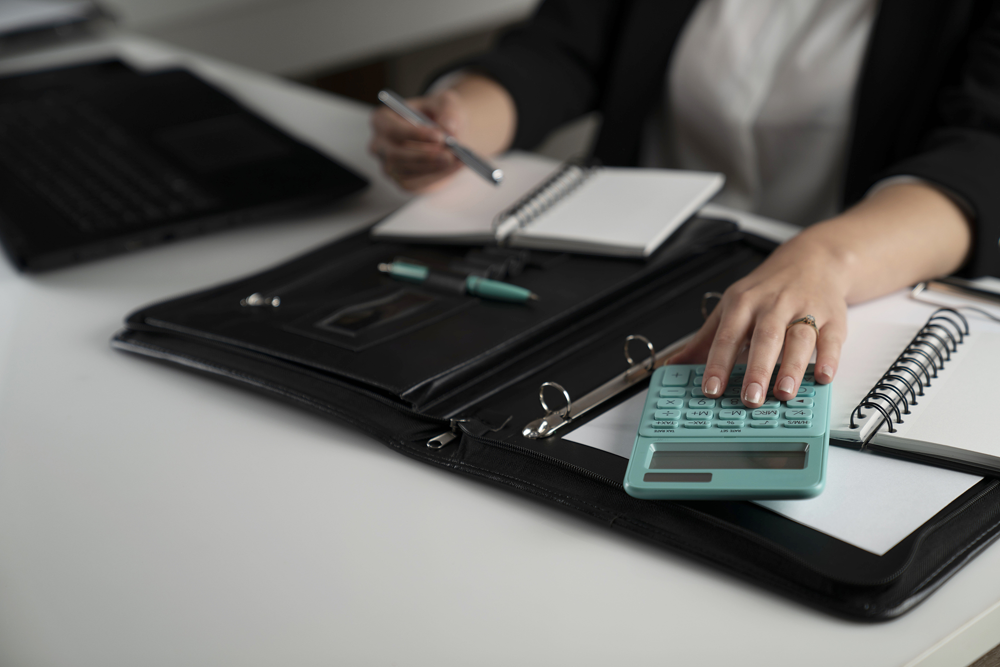 陕西工贸职业中等专业学校2022招生简章 - 如何选择适合你的专业