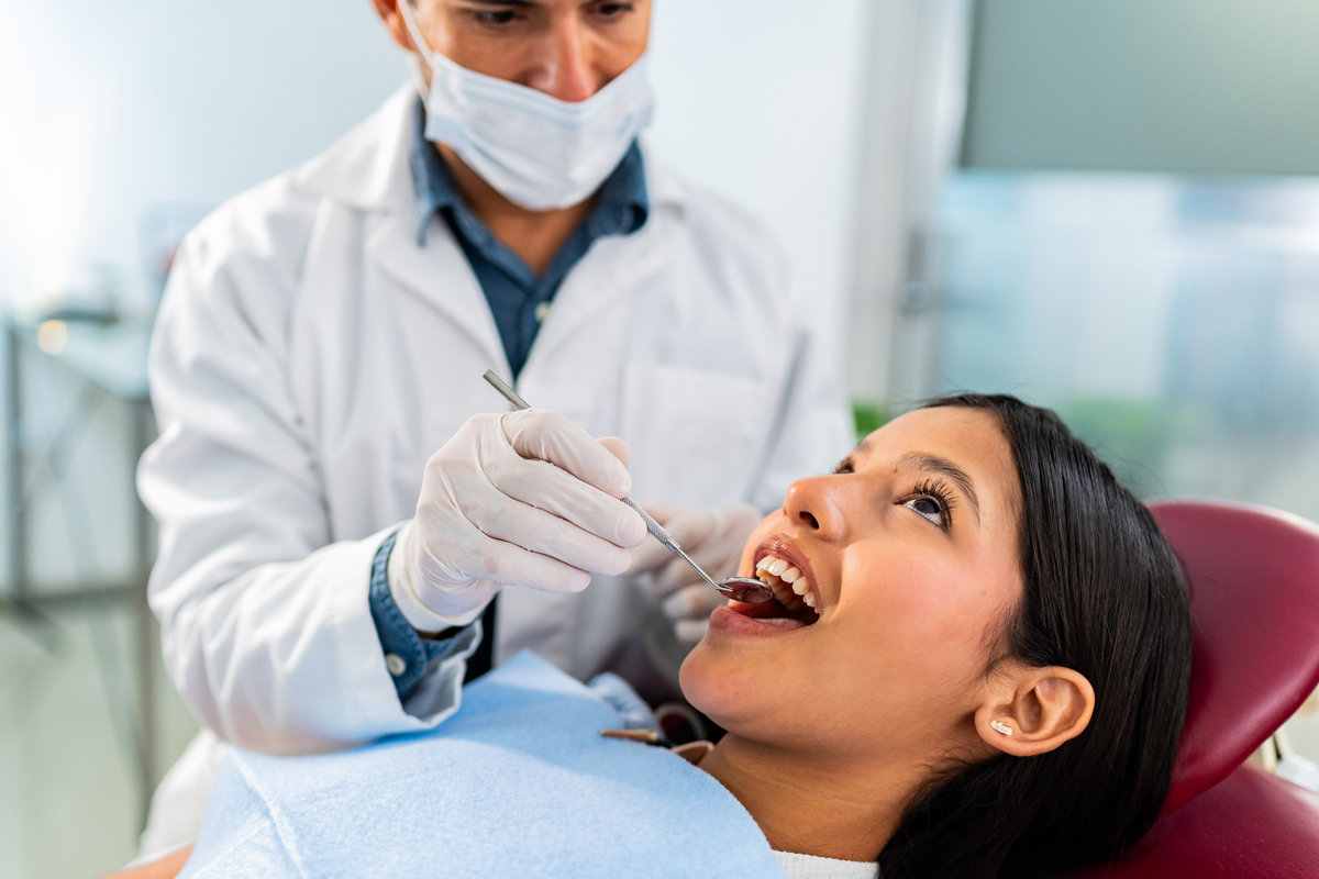 红河卫生职业学院口腔医学技术专业详解 - 培养口腔疾病诊疗人才