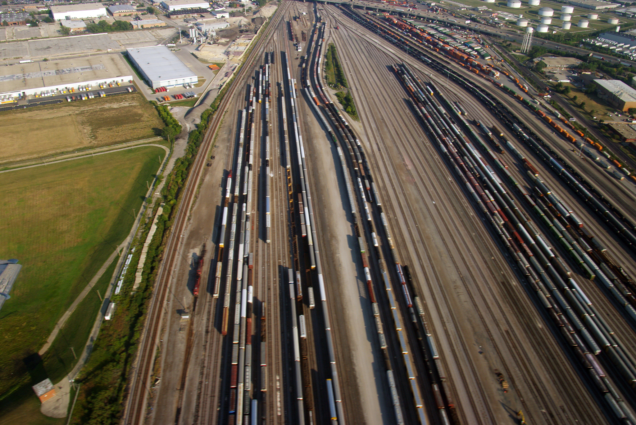 贵州铁路学校招生情况及铁路行业发展前景