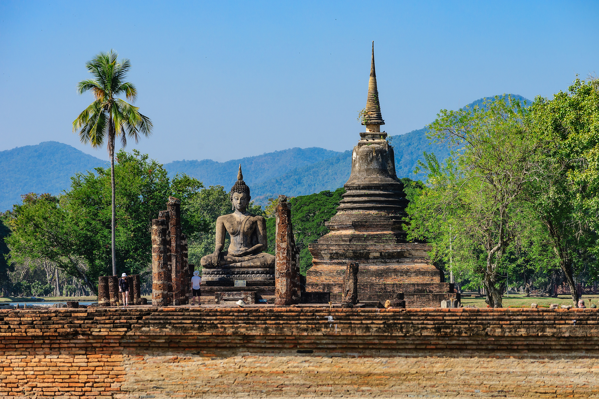 云南外事外语职业学院旅游服务与管理专业优势怎么样发展前景好不好呢；：：；；