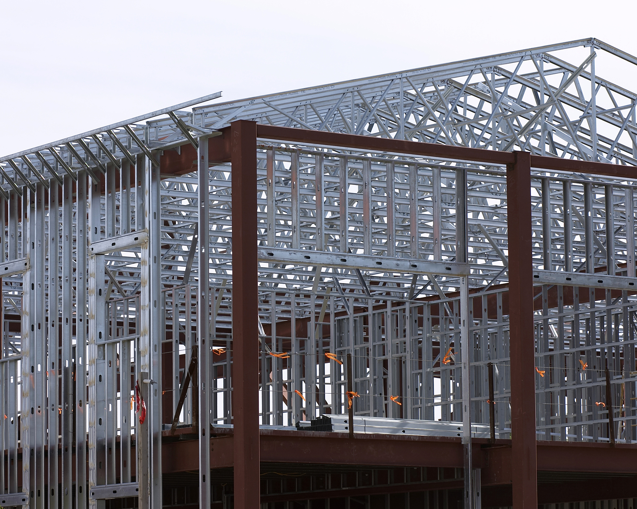 Write a 10-word live broadcast theme for steel structure promotion