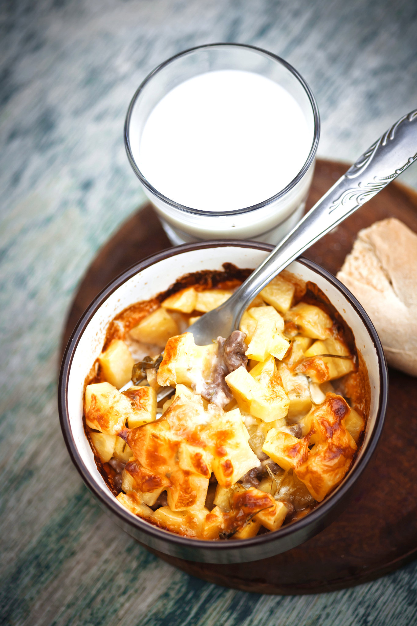 酸菜炖土豆的做法_酸菜炖土豆怎么做