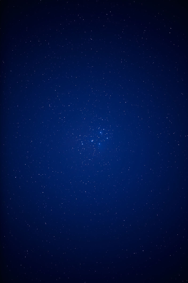 写一首关于星空的七言律诗