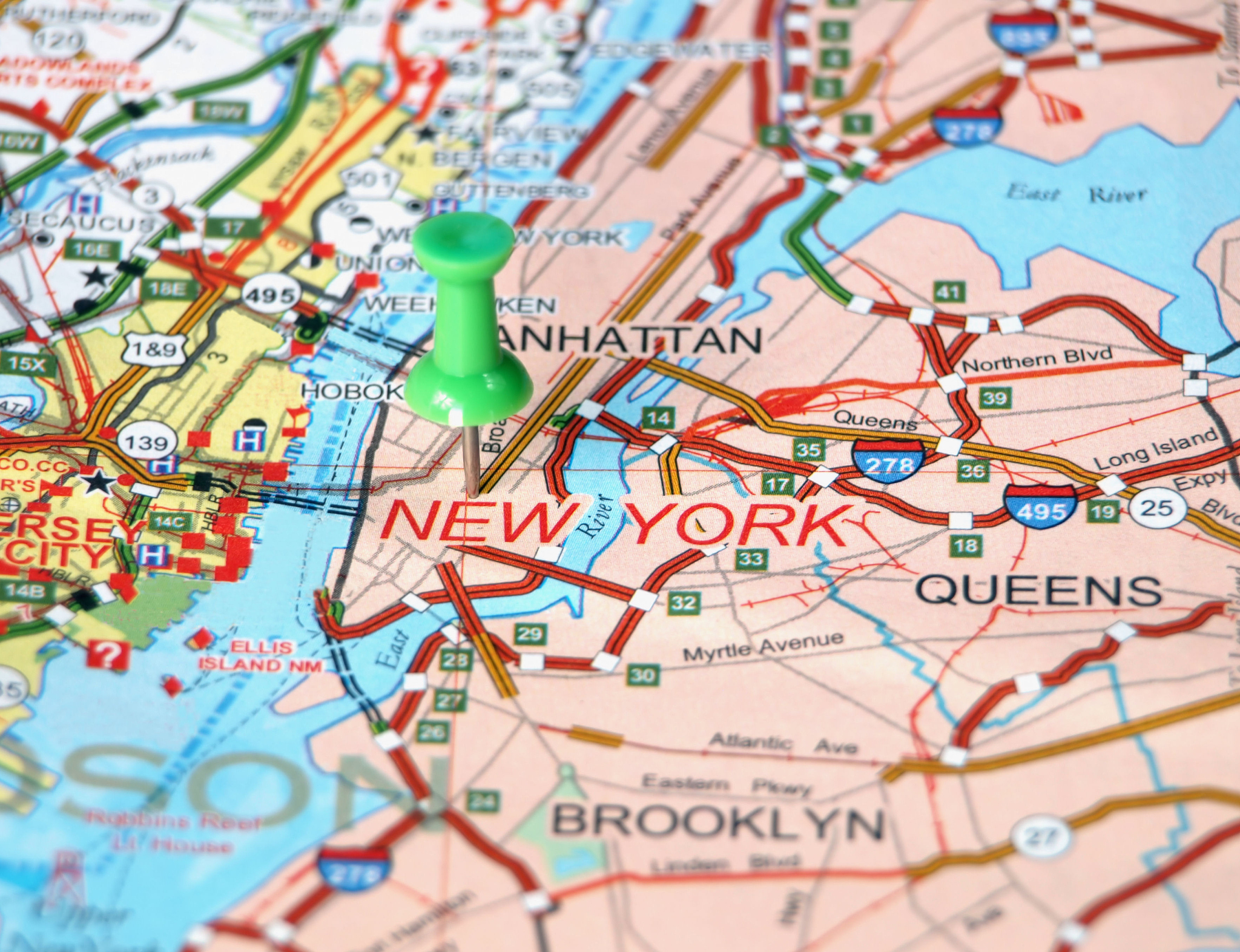 纽约市有多少个区？ | 了解五大行政区