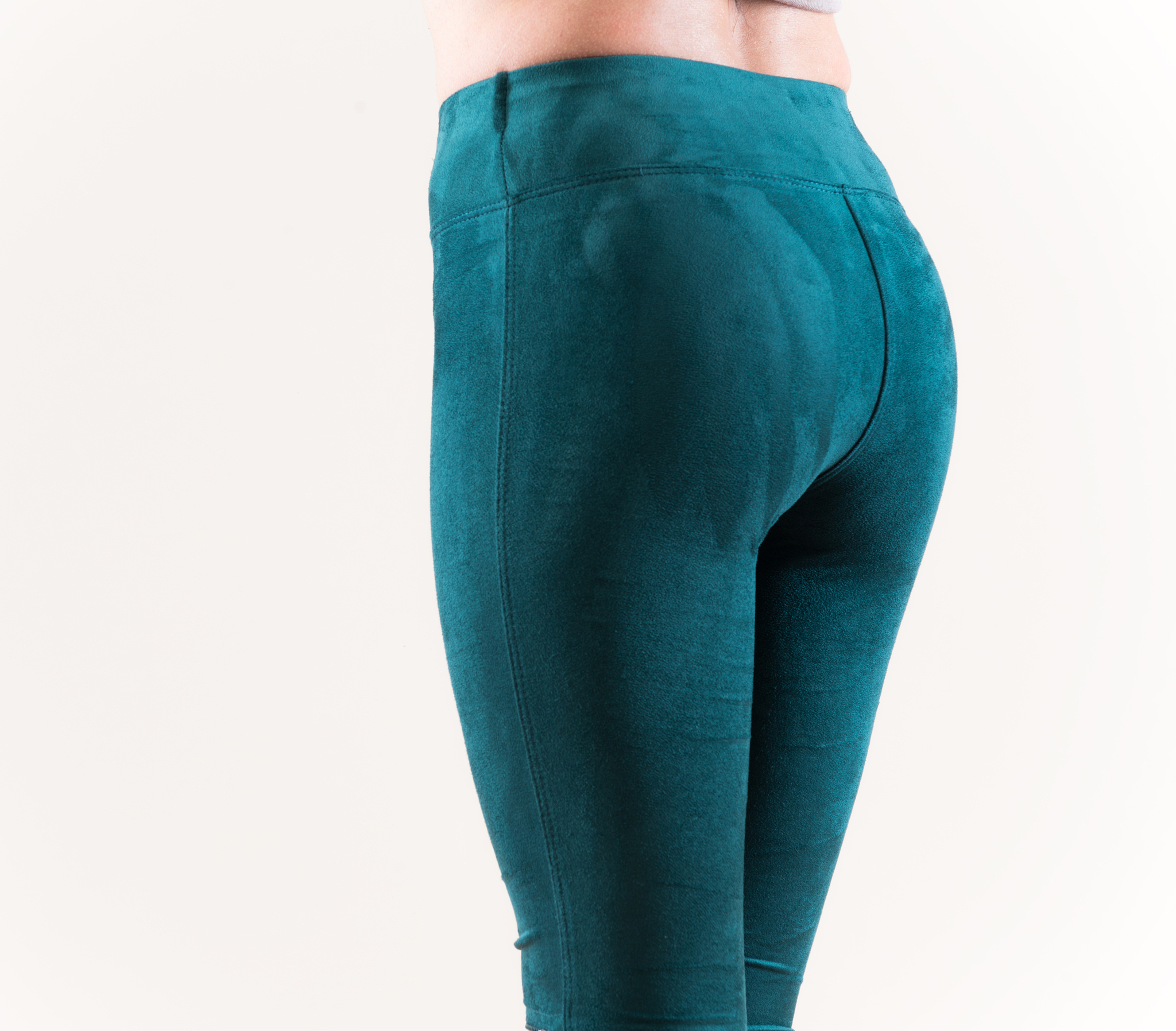 Women's Solid Color Slim Fit Long Pants: 20+ Reviews on Comfort, Fit, and Quality