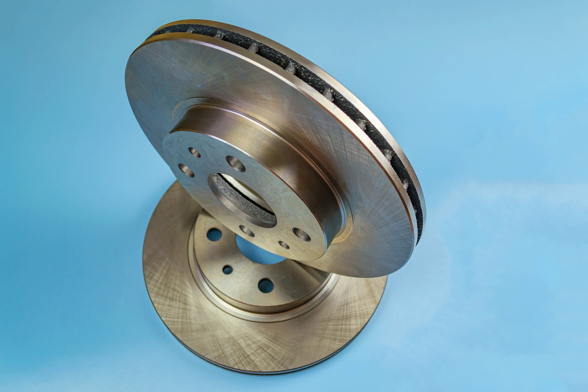 郁南中等职业技术学校2021年招生专业：机电、汽车、电子信息等热门专业