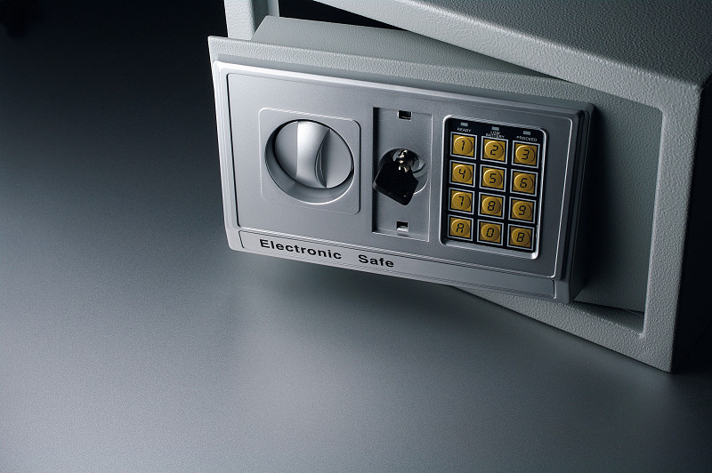 惠威AV398和328遥控器通用吗