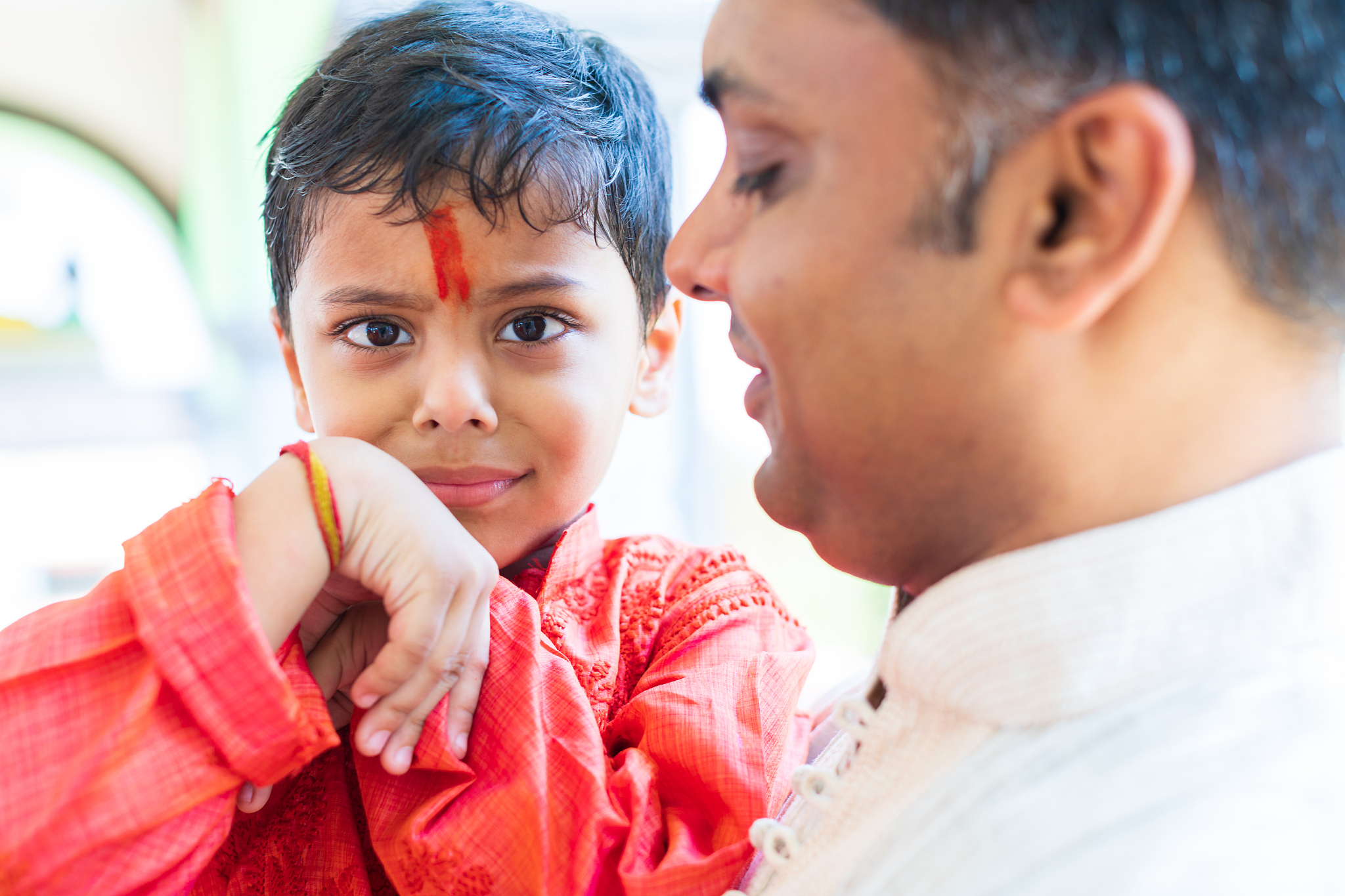 特殊童年：我在寺庙里的成长经历