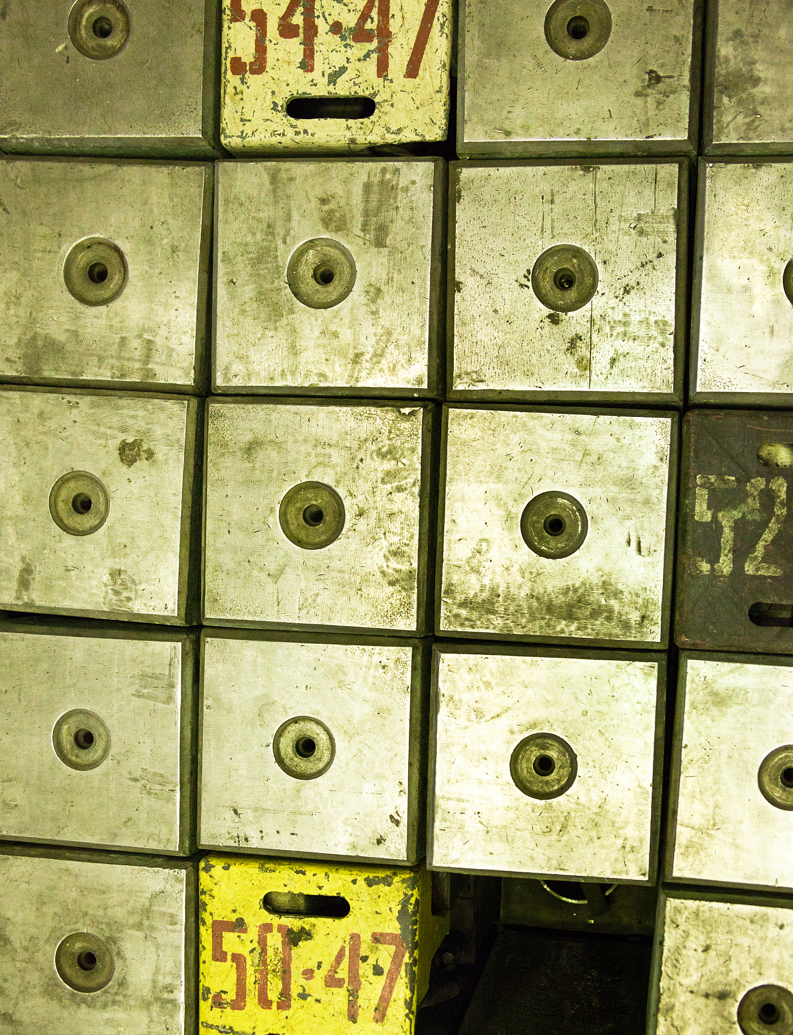 日本核废水排放：吃下核污染食品会怎样？自救指南及中国禁令