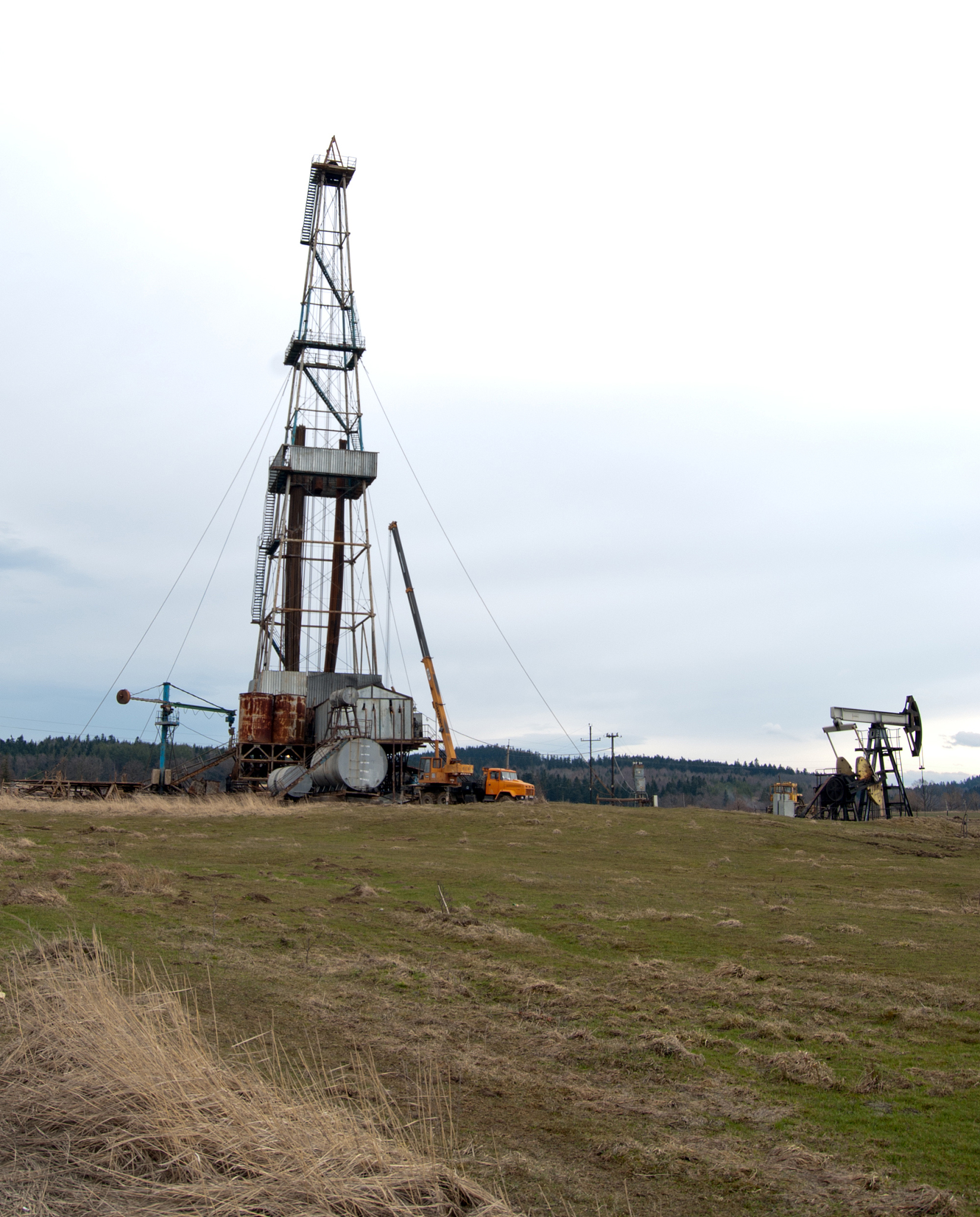 工程定义：科学原理与实践的融合