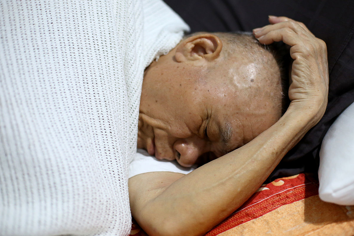 梦见喜欢的人被骗：预示担忧和不安