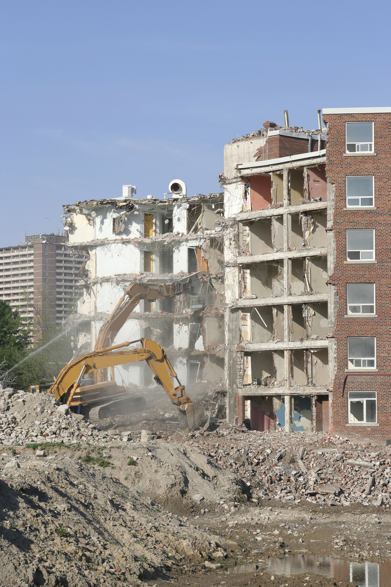 2009年6月27上海闵行区莲花南路、罗阳路口西侧楼房倒塌事件的土力学原因
