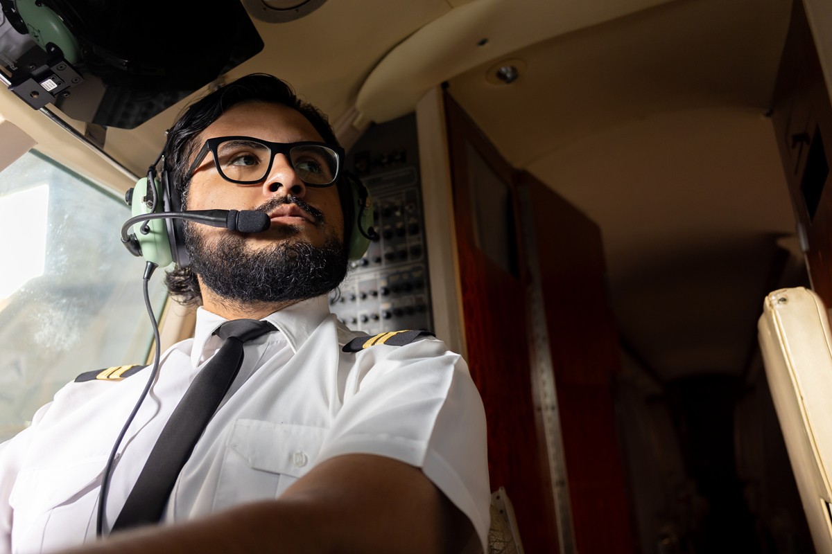 四川国际飞行员体检标准：全面解读飞行员健康要求