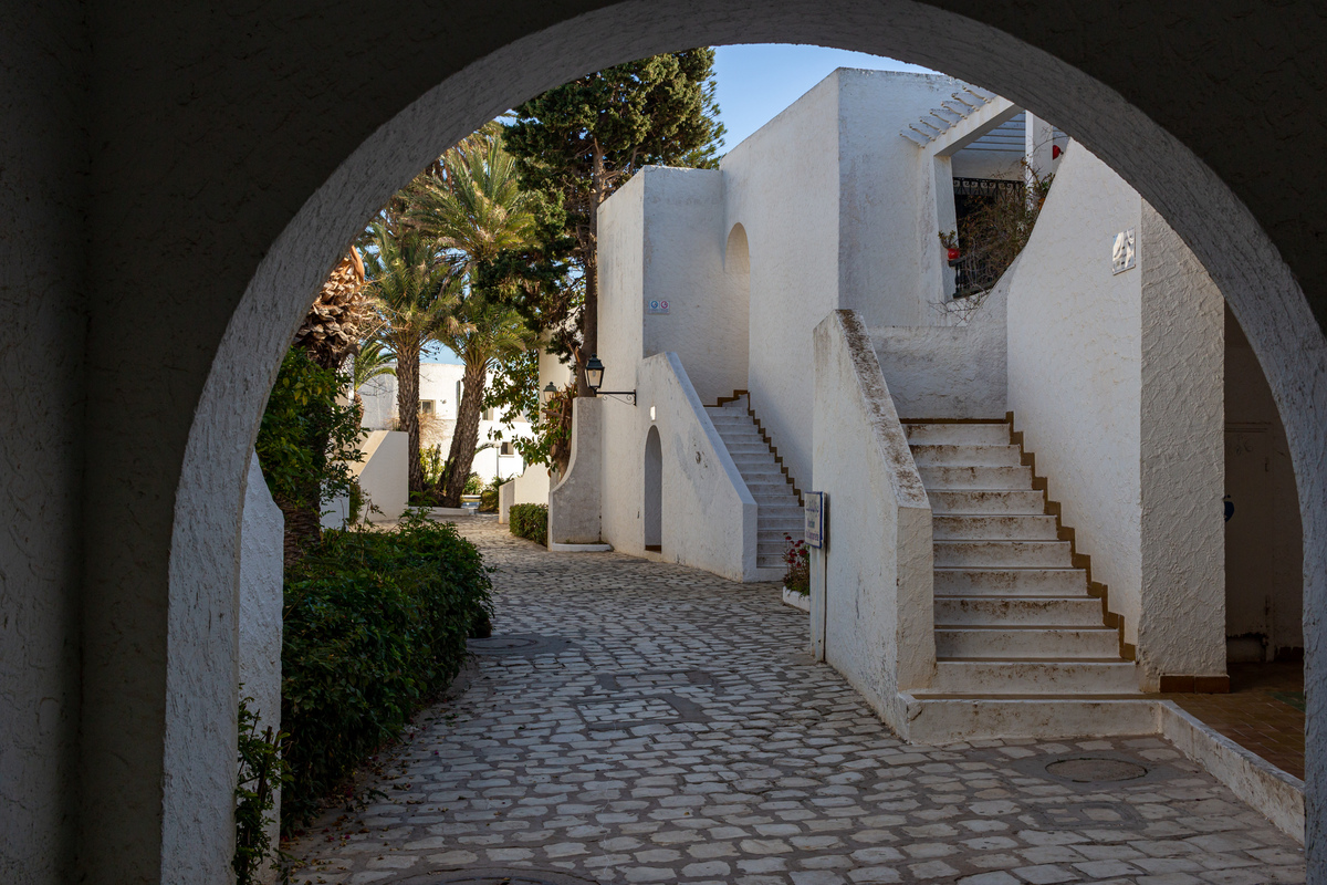 石库门建筑营造技艺创意挑战：探索‘秘境’中的建筑之美